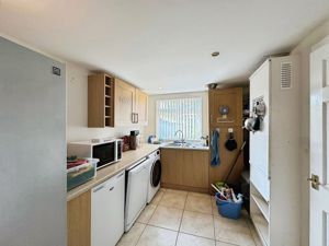 Photo 17- click for photo gallery